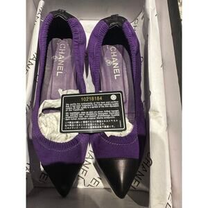Chanel Purple Black Pointed Flats VGUC Orig Box COA Sz 38.5